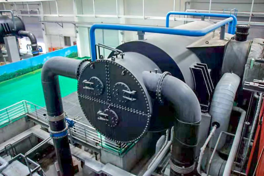 2-2204020U401330.jpg